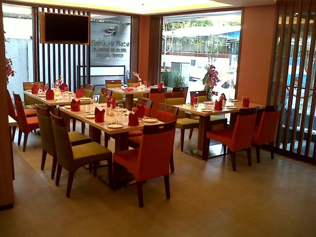 Southern Plaza Kalküta Dış mekan fotoğraf